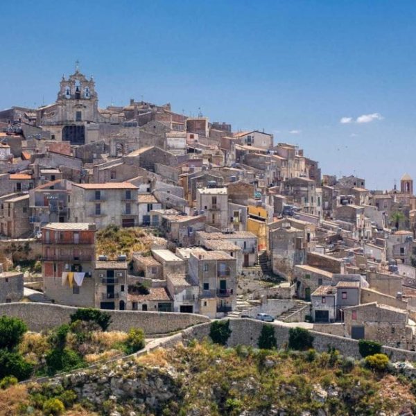 Case €1 Mussomeli, Sicily