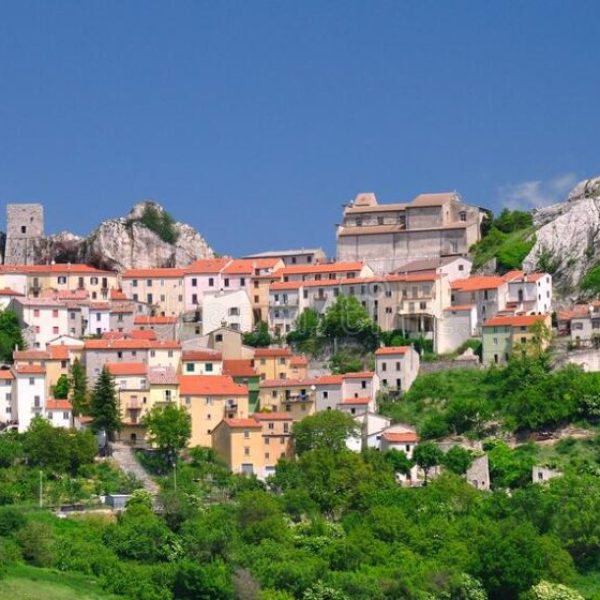 Case €24,000 Molise