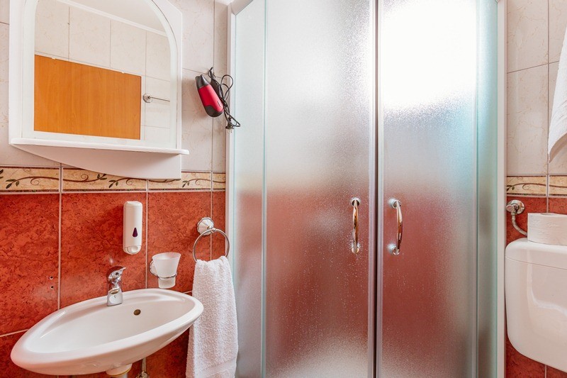 Mini hotel for sale in Tivat, Montenegro – MRE0028