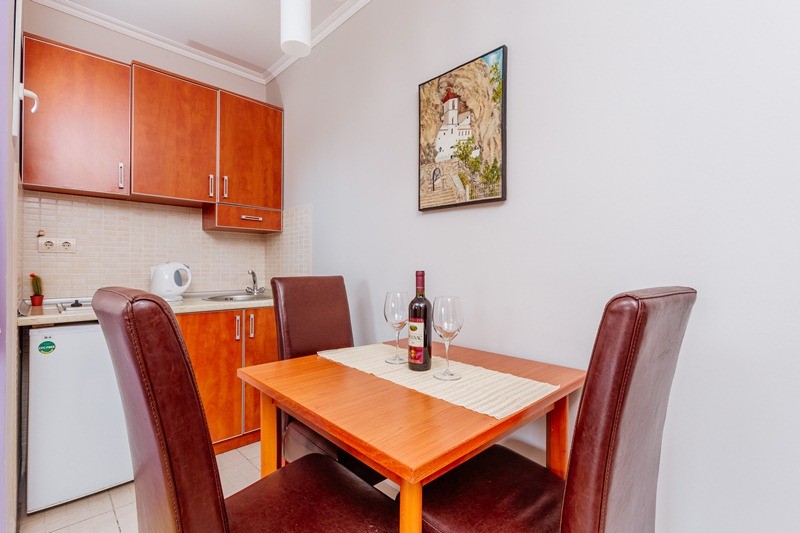 Mini hotel for sale in Tivat, Montenegro – MRE0028