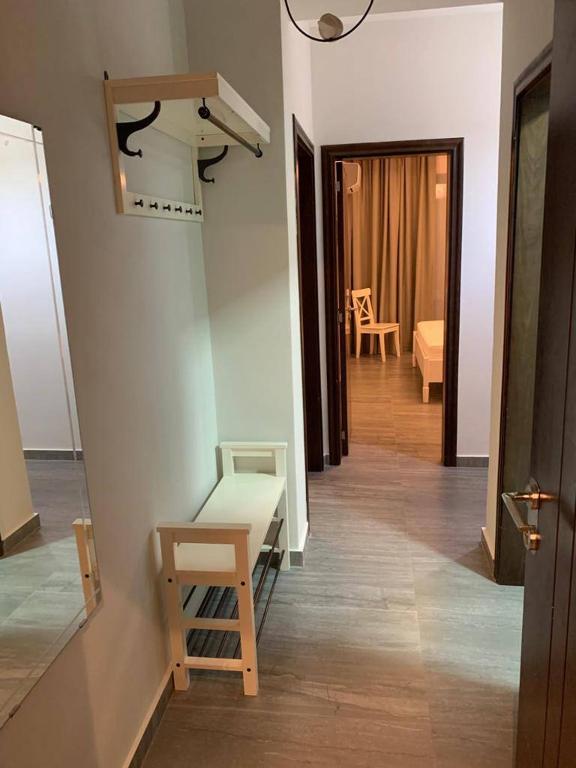 Waterfront apartments in Dobra Voda-Bar, Montenegro – MRE0020