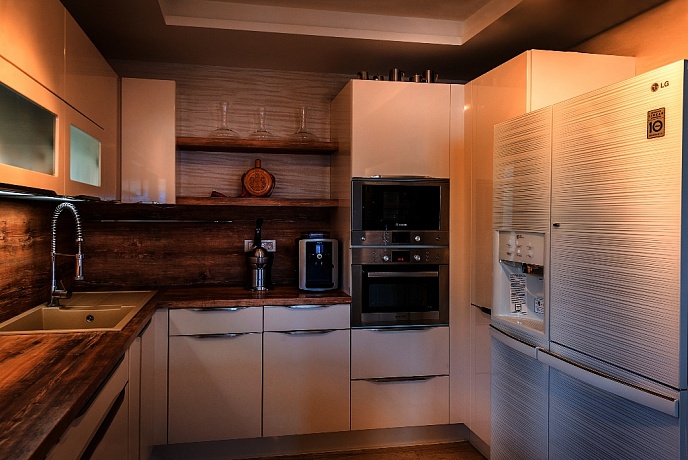 Villa for sale in Krasici-Tivat, Montenegro – MRE2372