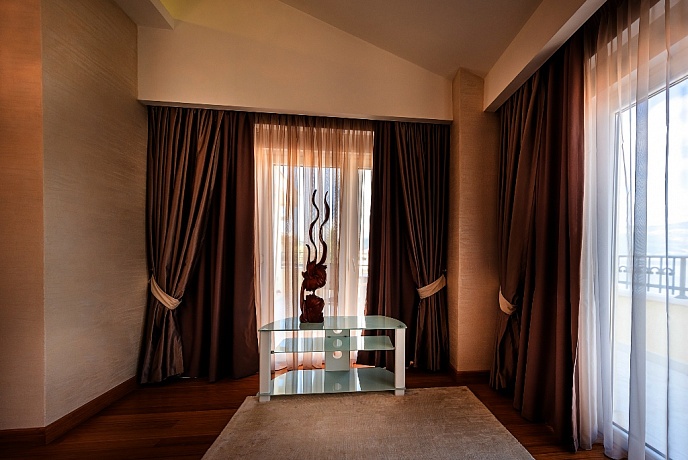 Villa for sale in Krasici-Tivat, Montenegro – MRE2372