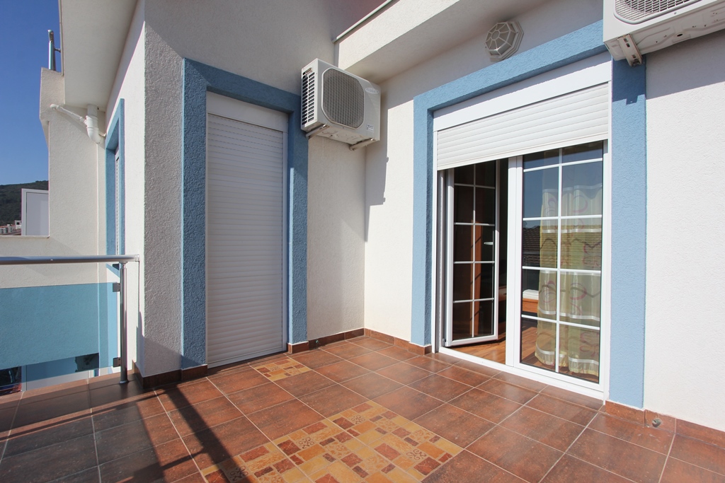 5 bedroom Townhouse in Budva, Montenegro – CMM4687