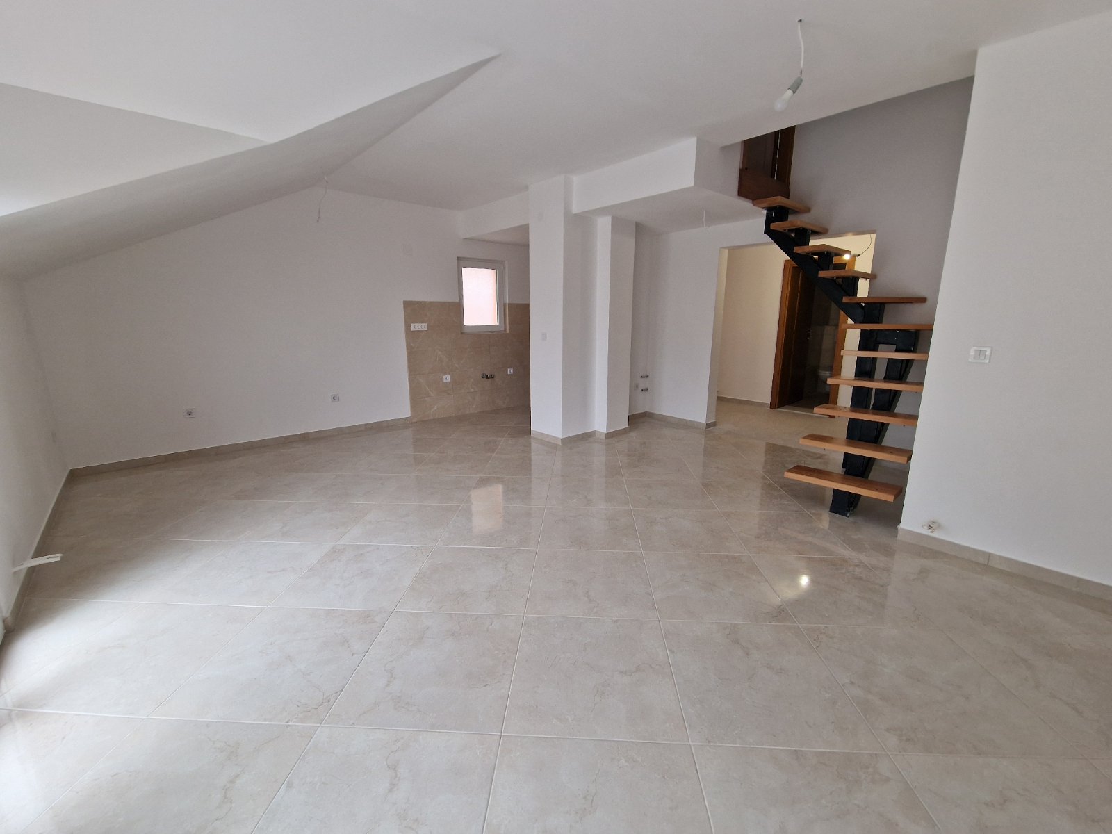 3 bedroom Apartment in Igalo, Montenegro – CMM8853