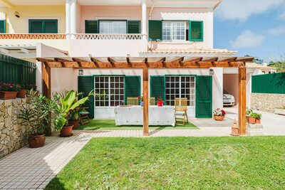 Fantastic 4 Bedroom Villa for Sale in a unique location – Ericeira, Portugal