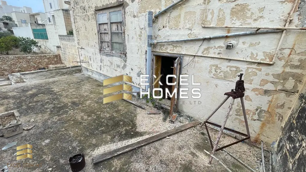 5 bedroom Terraced House in Ghajnsielem, Malta – 55243