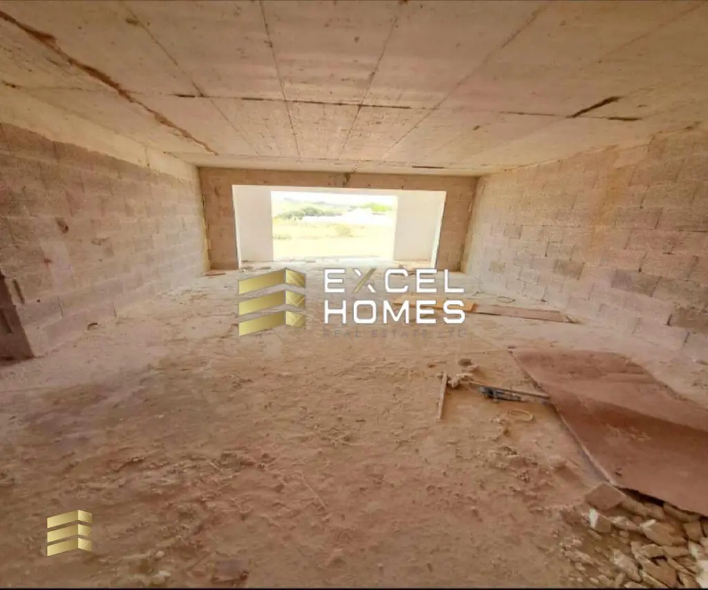 2 bedroom Apartment in Ghajnsielem, Malta – 30207