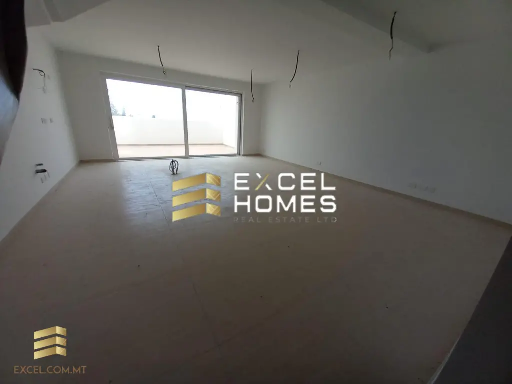 3 bedroom Apartment in Ta  L-Ibrag, Malta – 30263