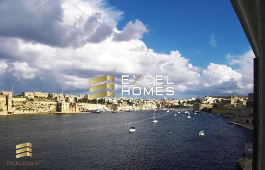 3 bedroom Apartment in Vittoriosa (Birgu), Malta – 3196