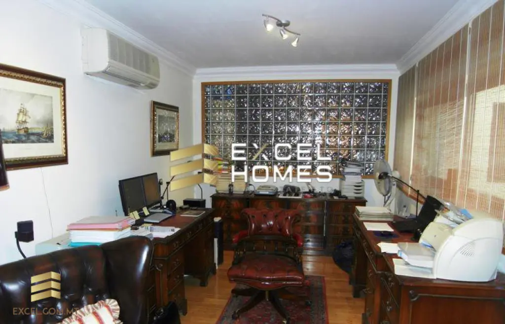 3 bedroom Apartment in Vittoriosa (Birgu), Malta – 3196