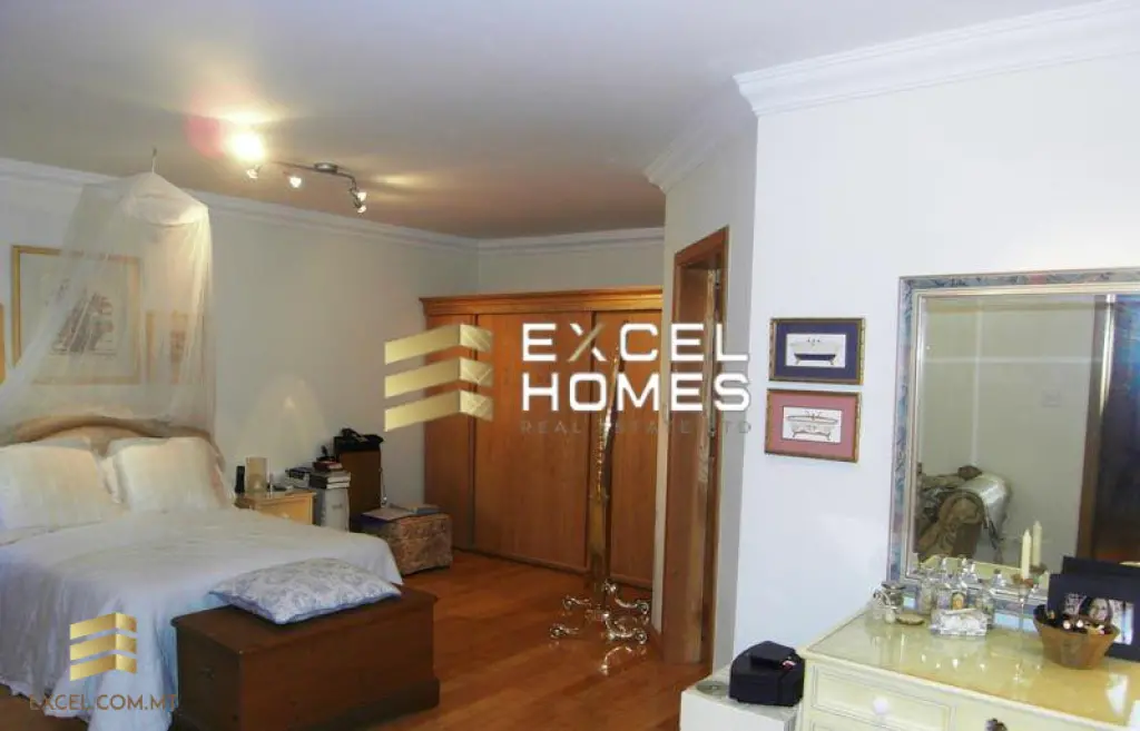 3 bedroom Apartment in Vittoriosa (Birgu), Malta – 3196