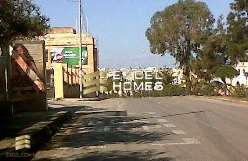 1 bedroom Commercial in Mriehel, Malta – 4445