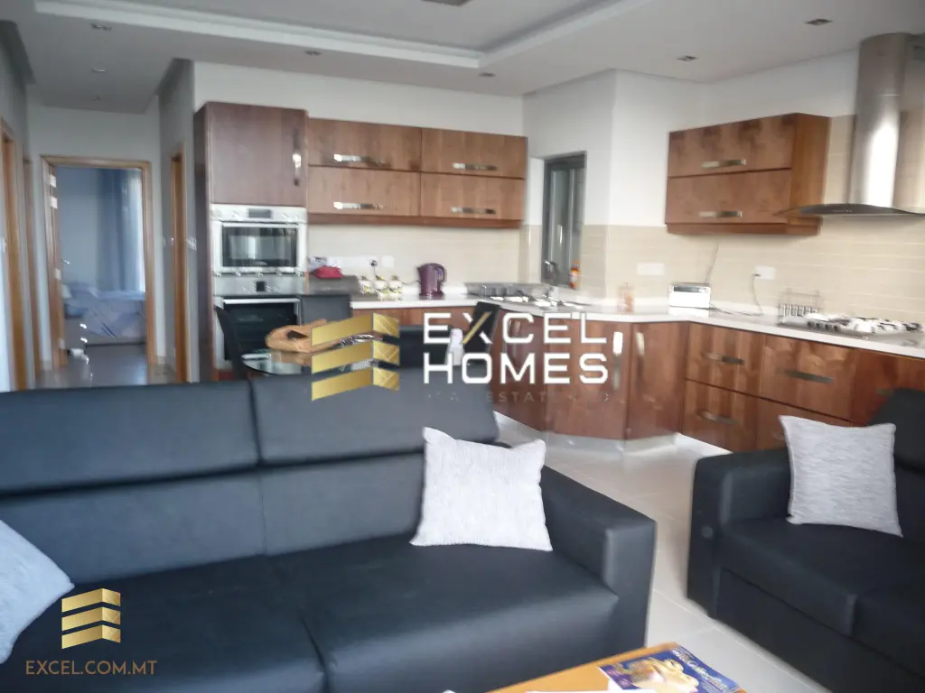 2 bedroom Penthouse in Qawra, Malta – 4793