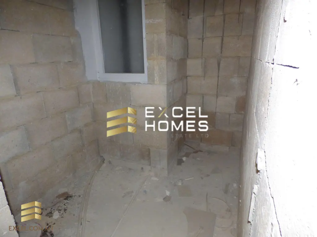 2 bedroom Apartment in Sliema, Malta – 6437