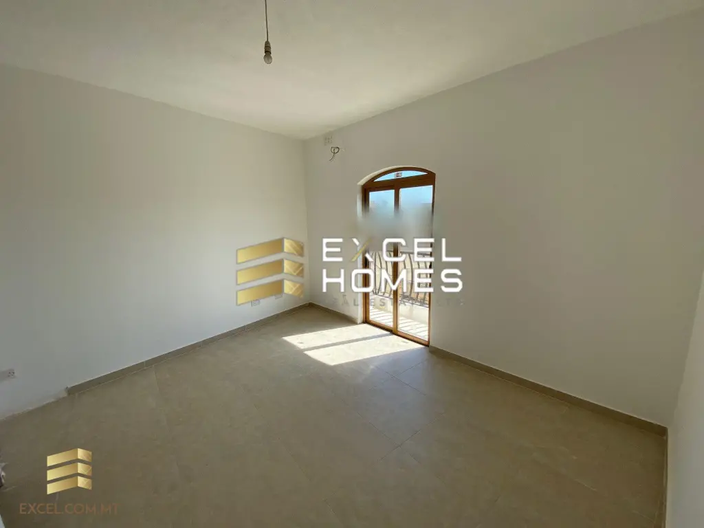 2 bedroom Penthouse in Siggiewi, Malta – 7233