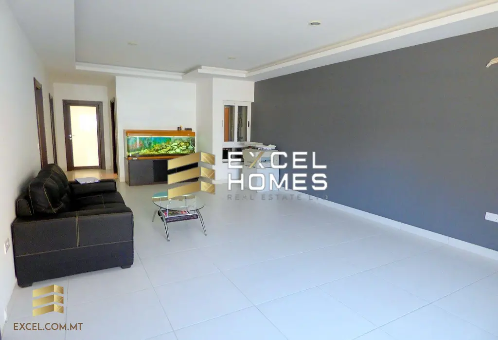 1 bedroom Maisonette in Swieqi, Malta – 7703