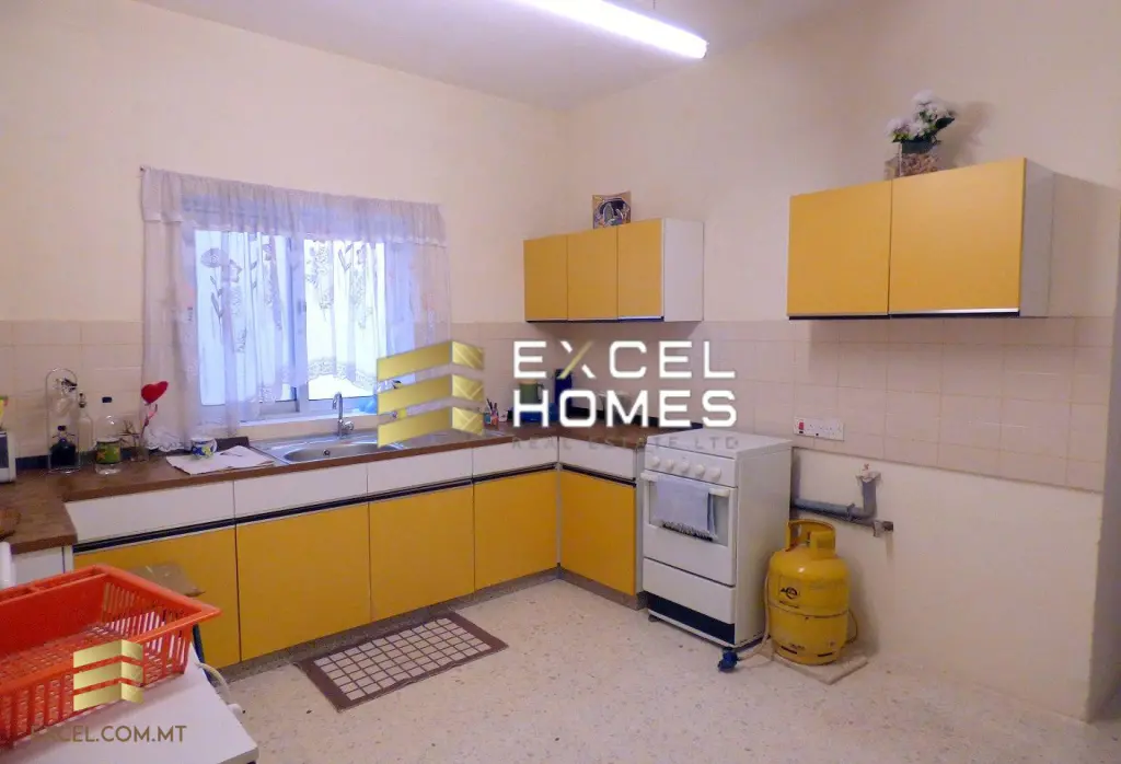 3 bedroom Apartment in Qawra, Malta – 8412