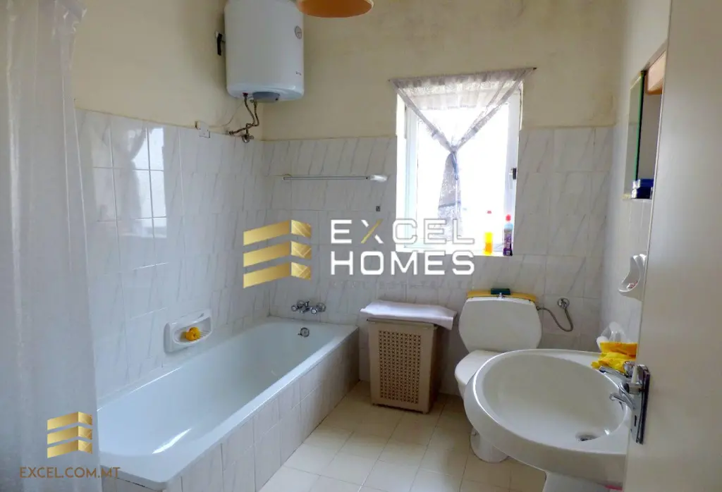 3 bedroom Apartment in Qawra, Malta – 8412