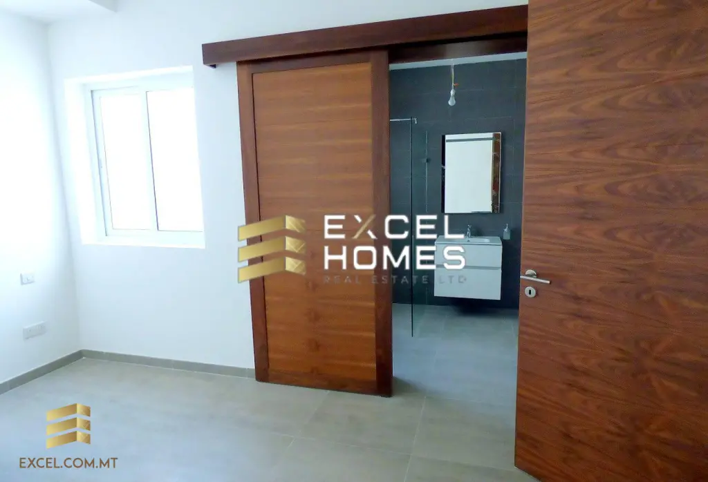 3 bedroom Apartment in Sliema, Malta – 8510