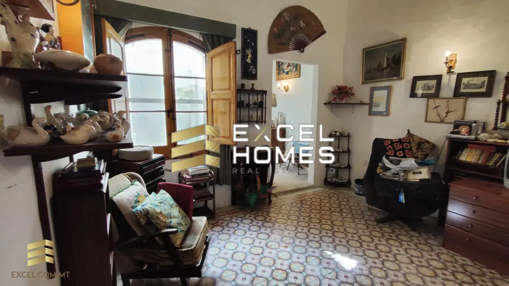 5 bedroom Character House in Naxxar, Malta – 8939