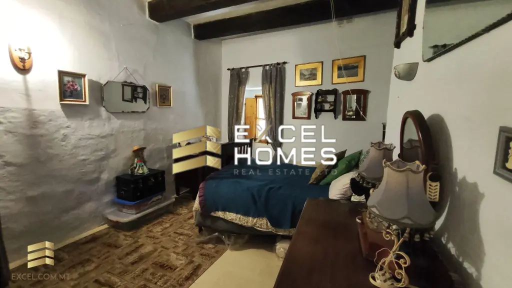 5 bedroom Character House in Naxxar, Malta – 8939