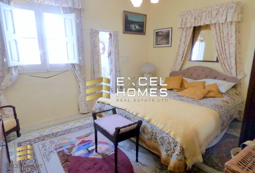 5 bedroom Character House in Naxxar, Malta – 8939