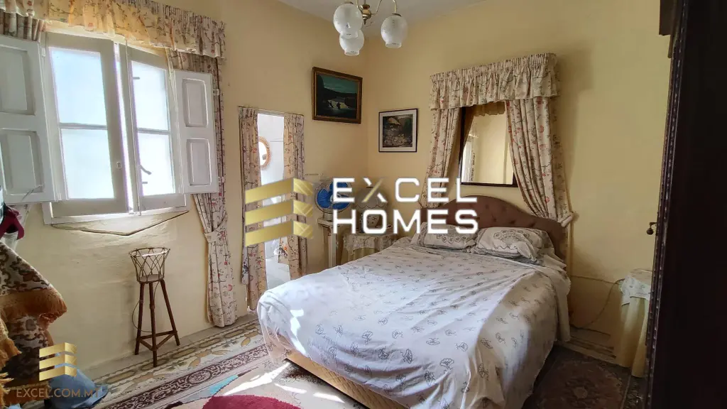 5 bedroom Character House in Naxxar, Malta – 8939