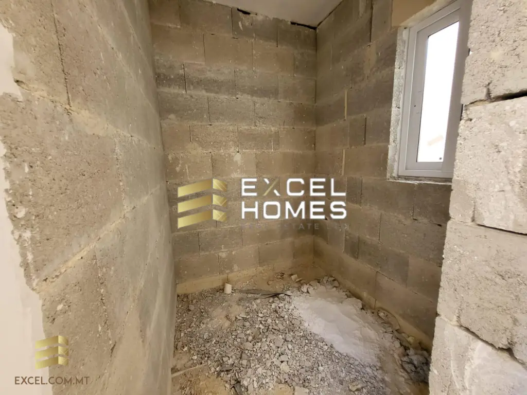 2 bedroom Penthouse in Mgarr, Malta – 9236