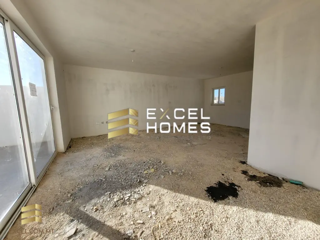 2 bedroom Penthouse in Mgarr, Malta – 9236