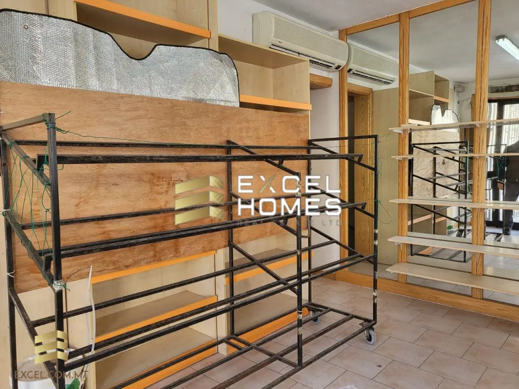 1 bedroom Commercial in Swatar, Malta – 17698