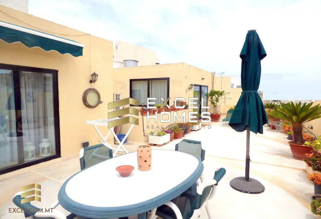 3 bedroom Penthouse in St Julians, Malta – 17985