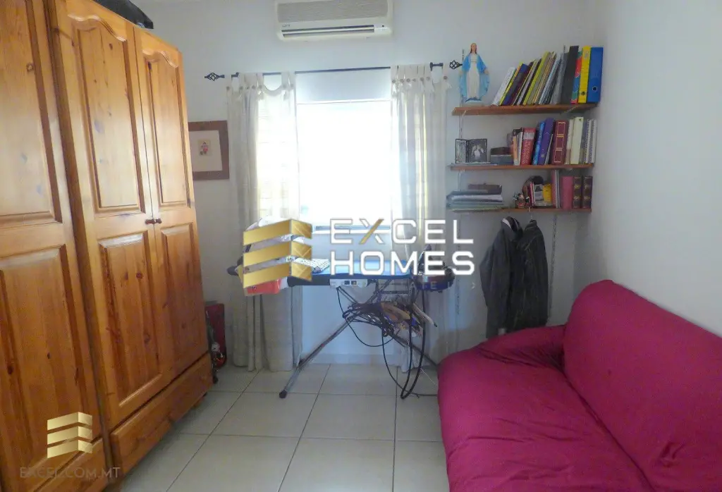 3 bedroom Penthouse in St Julians, Malta – 17985