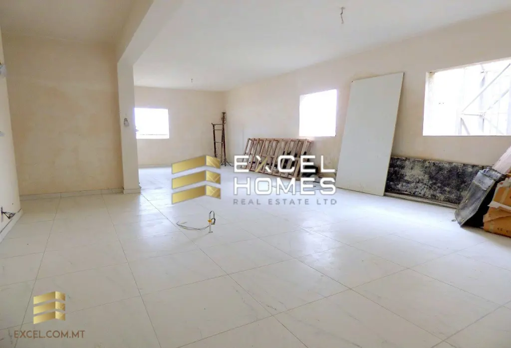 2 bedroom Apartment in Ta Xbiex, Malta – 18078
