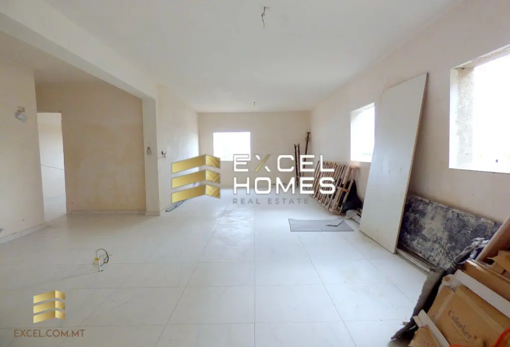 2 bedroom Apartment in Ta Xbiex, Malta – 18078