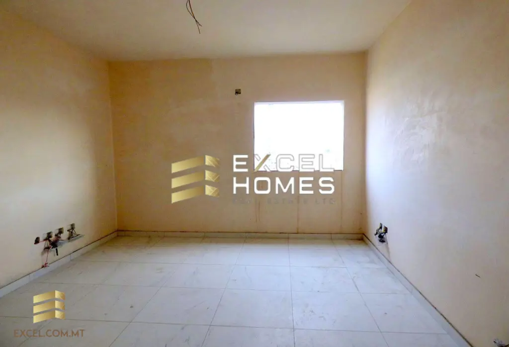 2 bedroom Apartment in Ta Xbiex, Malta – 18078