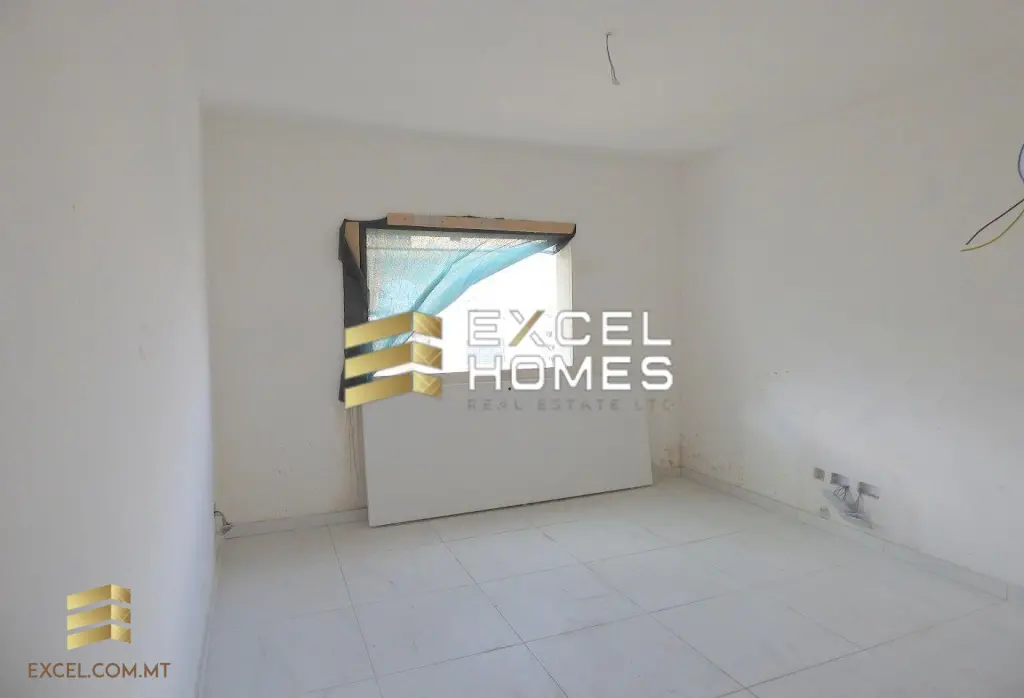2 bedroom Apartment in Ta Xbiex, Malta – 18078