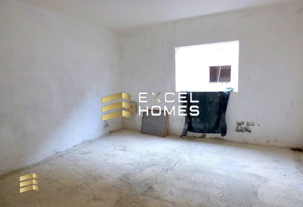 2 bedroom Apartment in Ta Xbiex, Malta – 18078