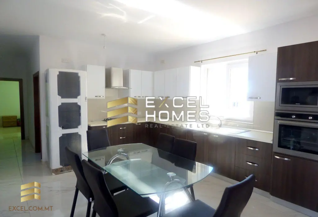 3 bedroom Penthouse in Attard, Malta – 18213
