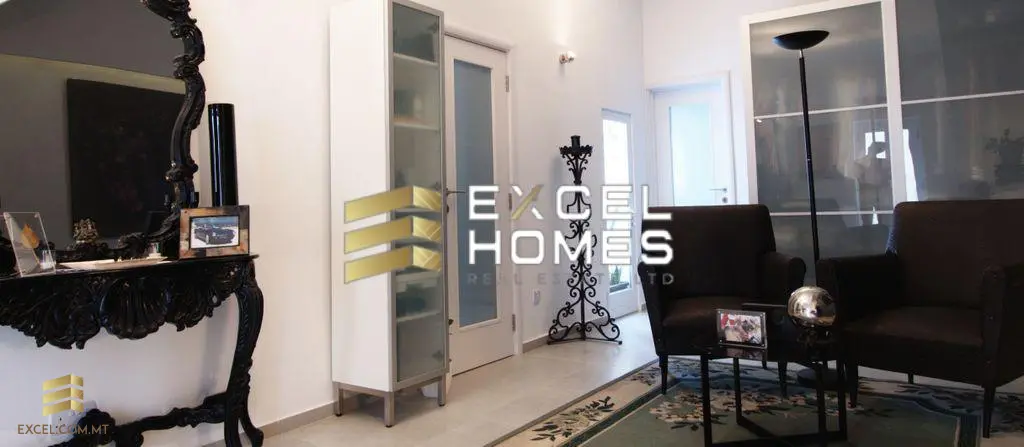 2 bedroom Penthouse in Valletta, Malta – 18304