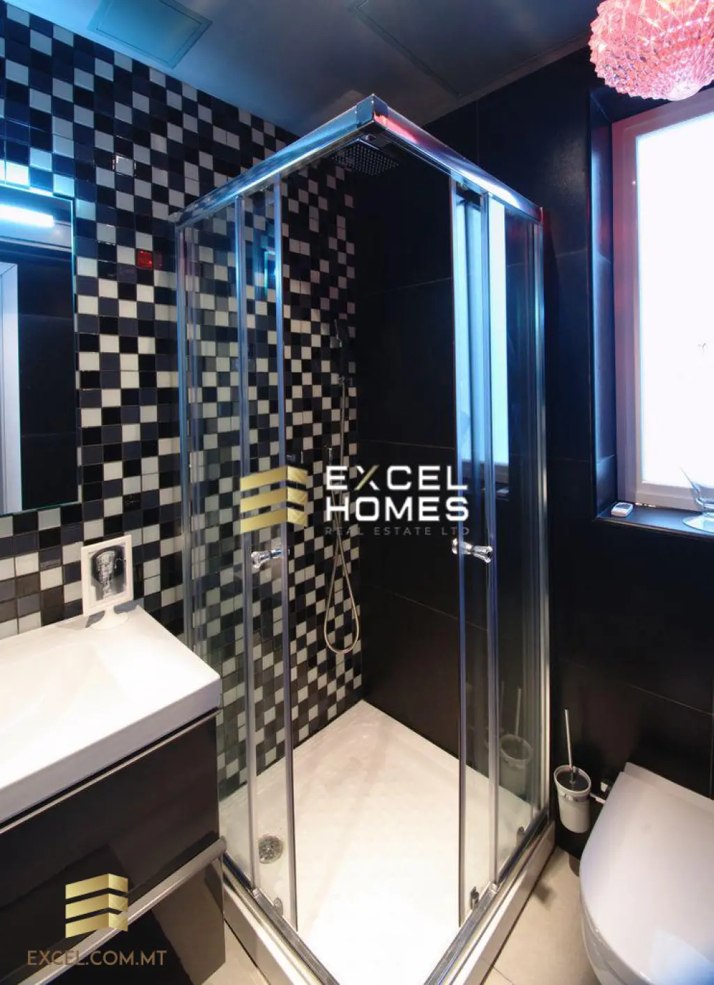 2 bedroom Penthouse in Valletta, Malta – 18304