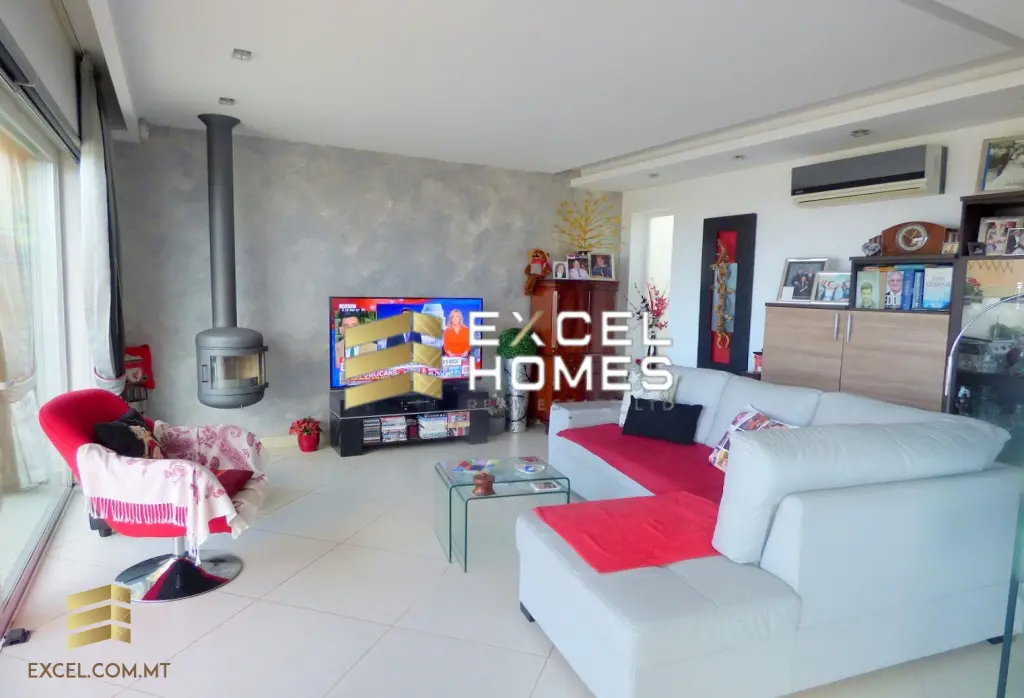 3 bedroom Penthouse in Mellieha, Malta – 19101