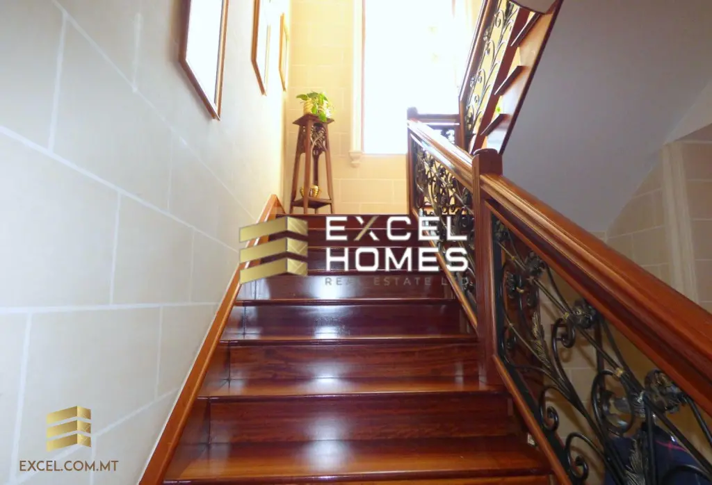 4 bedroom Villa in Luqa, Malta – 20193