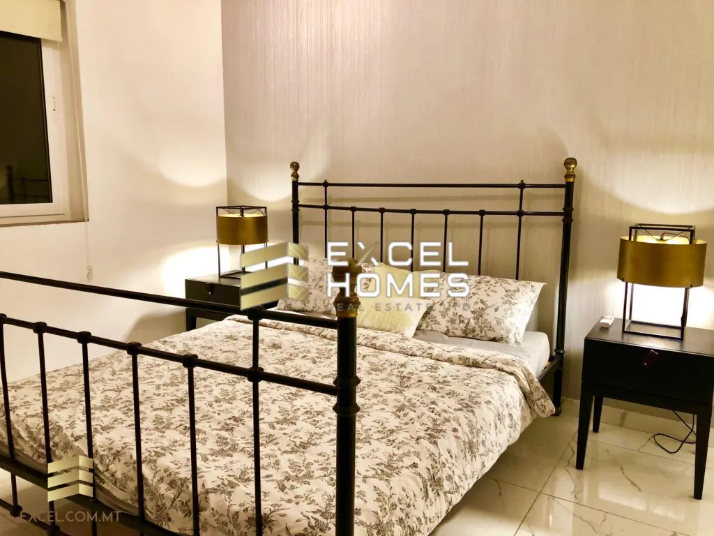 3 bedroom Penthouse in Gzira, Malta – 22390