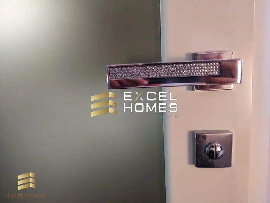 3 bedroom Apartment in St Julians, Malta – 25654