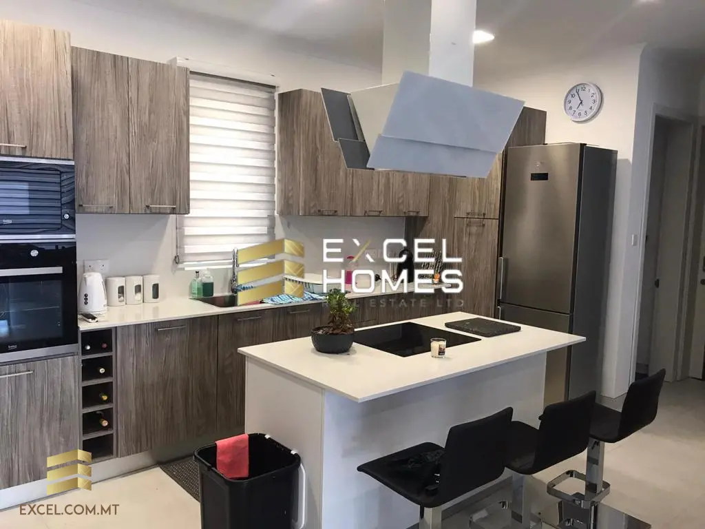 2 bedroom Penthouse in Mellieha, Malta – 25694