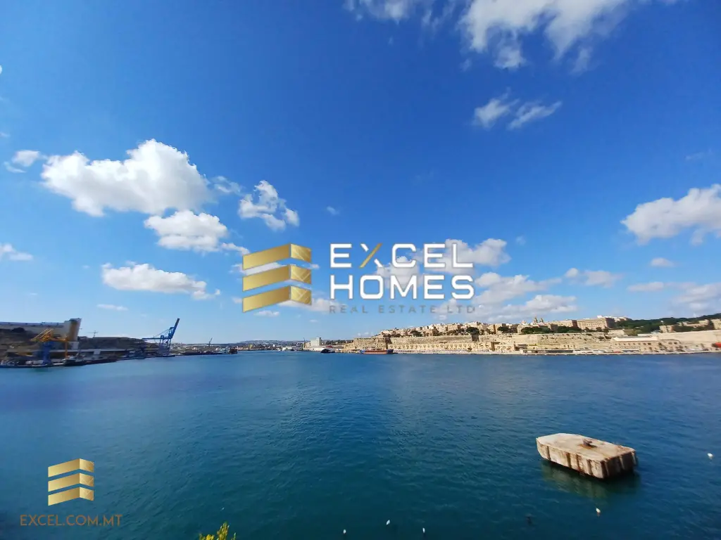 1 bedroom Commercial in Senglea (Isla), Malta – 25806