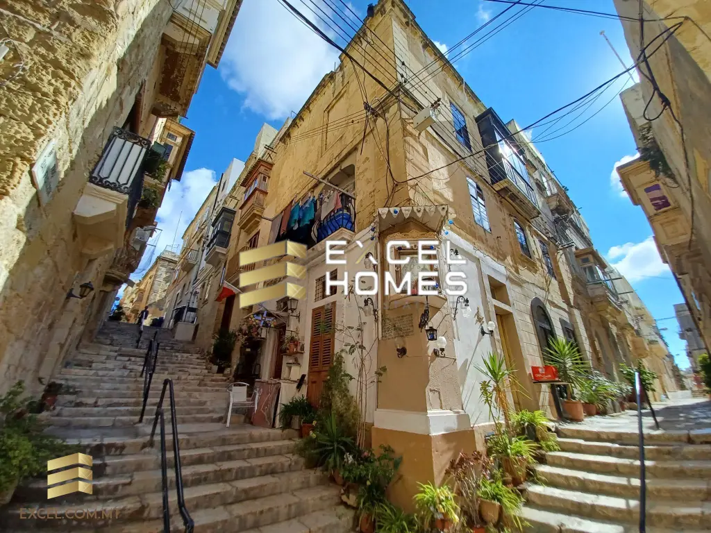 1 bedroom Commercial in Senglea (Isla), Malta – 25806