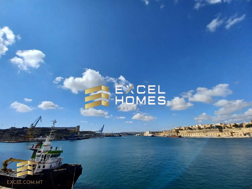 1 bedroom Commercial in Senglea (Isla), Malta – 25806