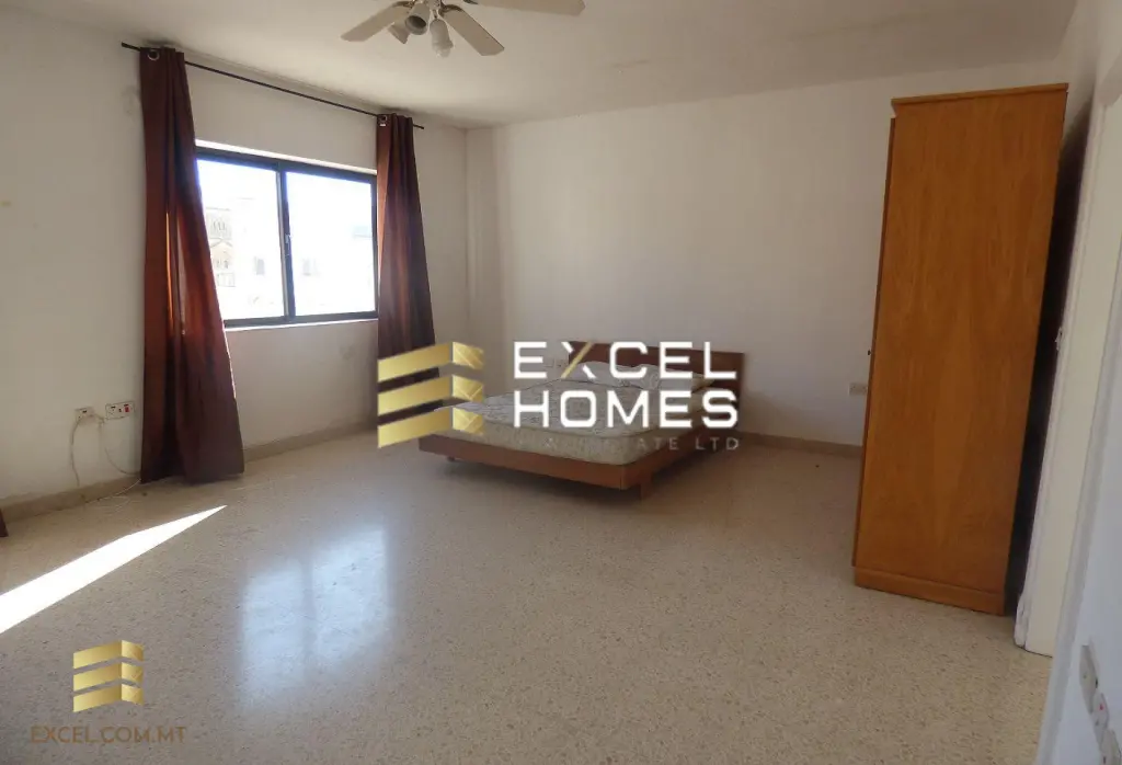 1 bedroom Penthouse in Sliema, Malta – 25835